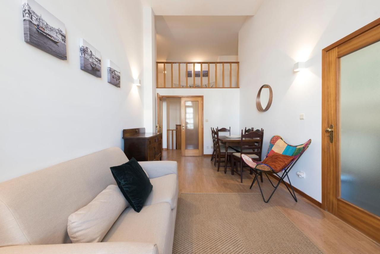 Lovelystay - The Porto Getaway Duplex - Free Parking Exterior photo